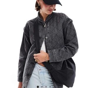 NWT!! ONLY (ASOS) Quilted charcoal grey bomber jacket / vest belted small